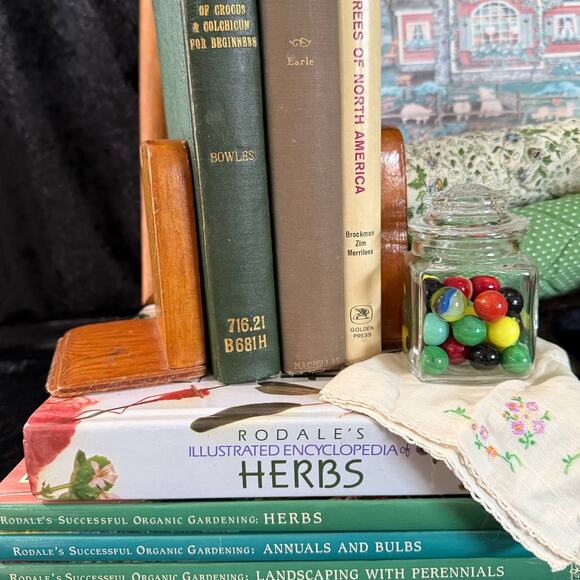 Rustic Wood Bookends | Vintage Farmhouse | Cottagecore Schoolhouse - Picture 10 of 10